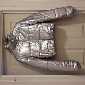 Short puffer jacket